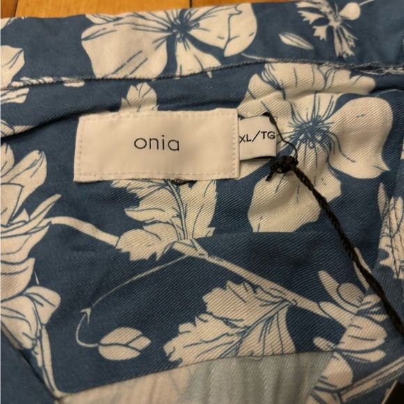 BNWT Onia floral pattern button up shirt XL - Picture 7 of 7